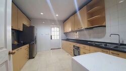 Leonie Condotel (D9), Condominium #567682001